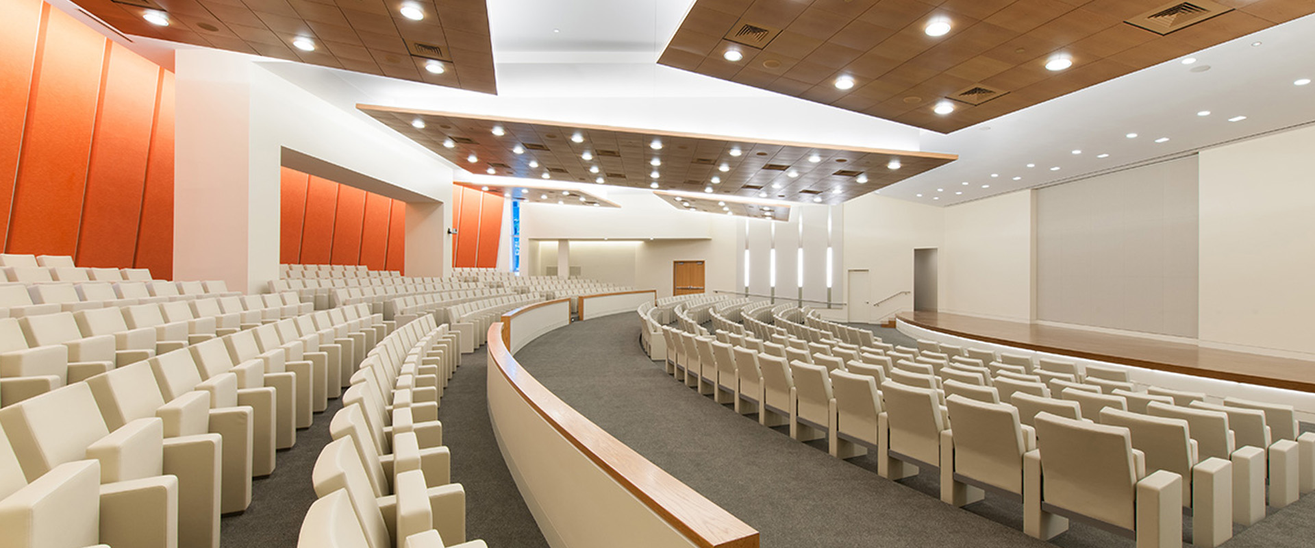 MACKENZIE Figueras ConstCenter 1