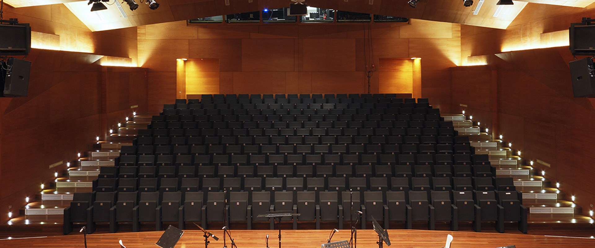 MG 2208