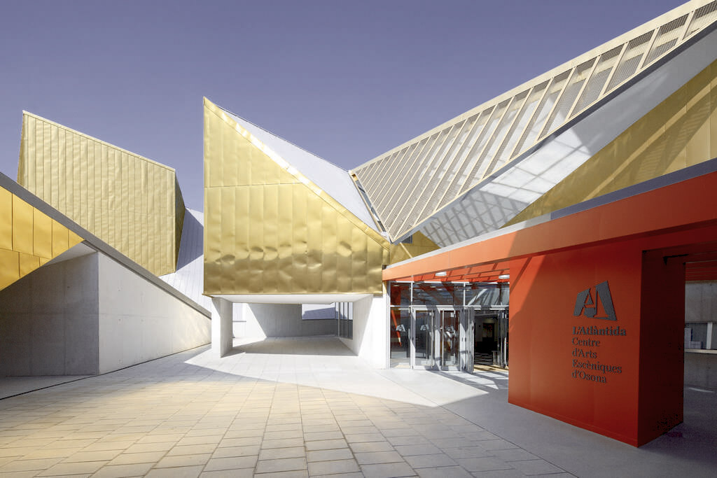 HR_L'Atlantida_Centre_Arts_Esceniques_Osona001
